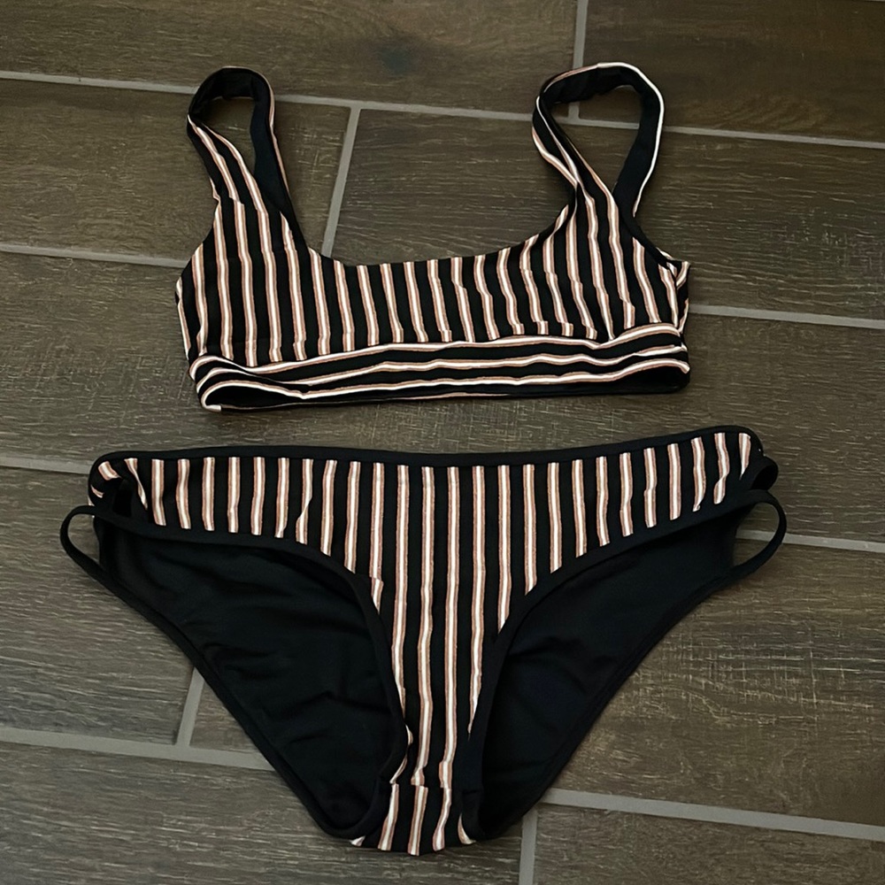 Striped L space bikini